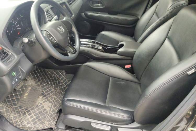 Used Honda Vezel 2020 1.5L CVT Elite Edition Left Front Seat