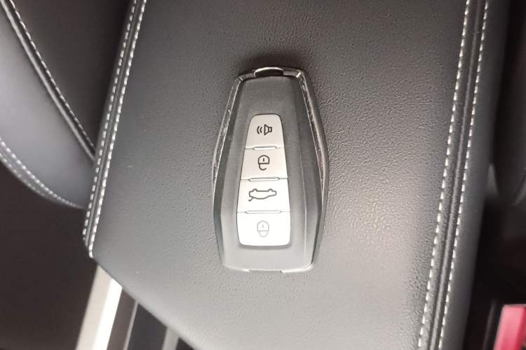 Used Geely Auto Emgrand 2025 4th Generation 1.5L CVT Luxury Version
