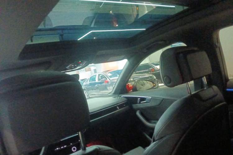 Used Audi A4L 2025 2 Million Units Enjoyment Version 40 TFSI Luxury Dynamic Edition
