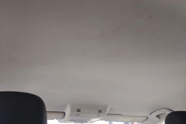 Used Volkswagen Golf 2016 1.6L Automatic Fashion Model
