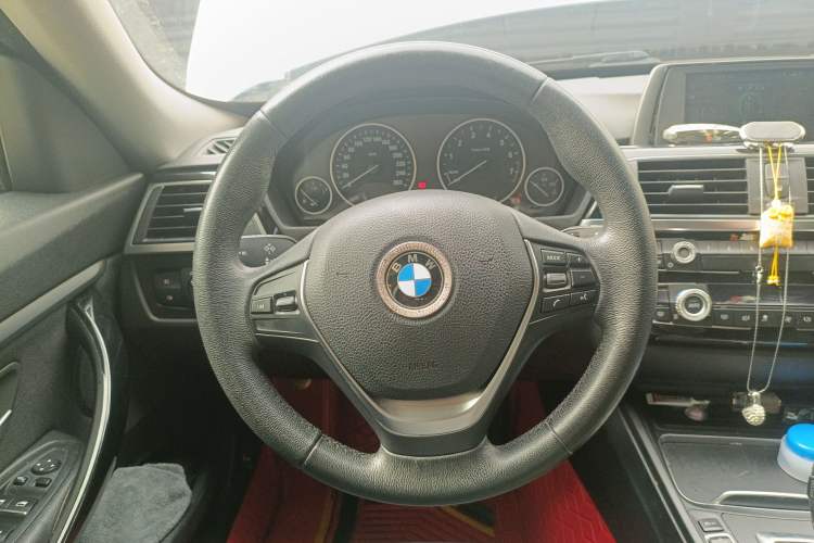 Used BMW 3 Series GT 2017 320i Sport Edition