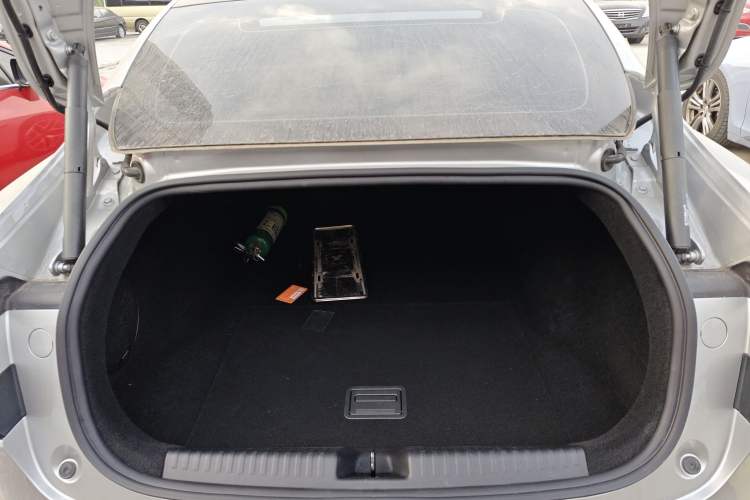 Used XPeng P7 2023 P7i 702 Pro