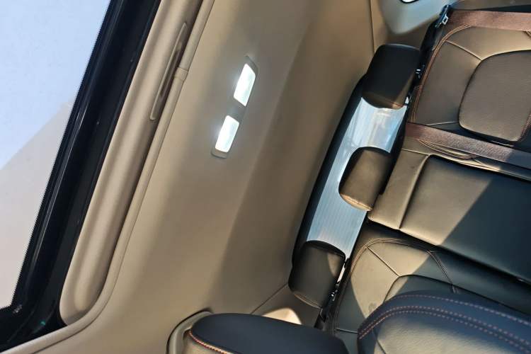 Used Mazda CX-5 2021 2.0L Automatic Two-Wheel Drive Smart Version Headliner