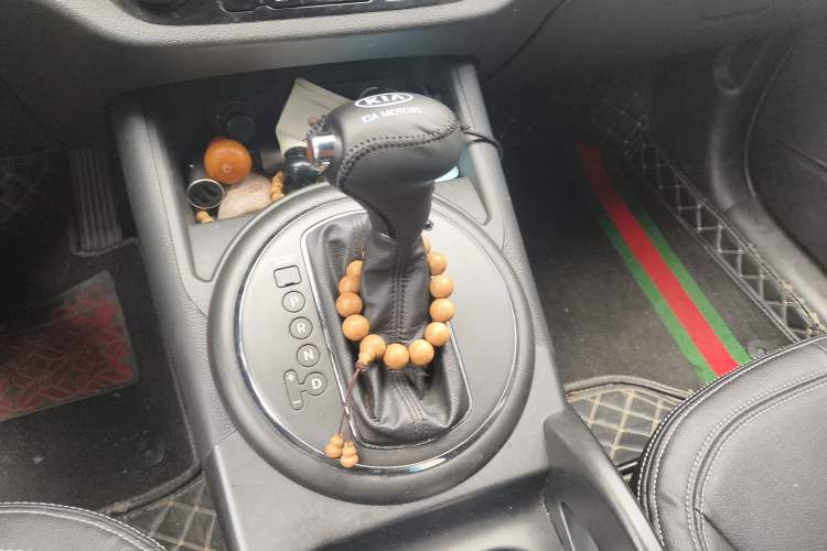 Used Kia Sportage R 2014 2.0L Automatic Two-Wheel Drive GLS Trim
