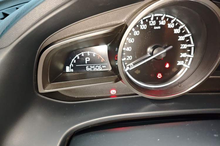 Used Mazda CX-4 2021 2.0L Automatic Two-Wheel Drive Blue Sky Exploration Edition Odometer Close Up