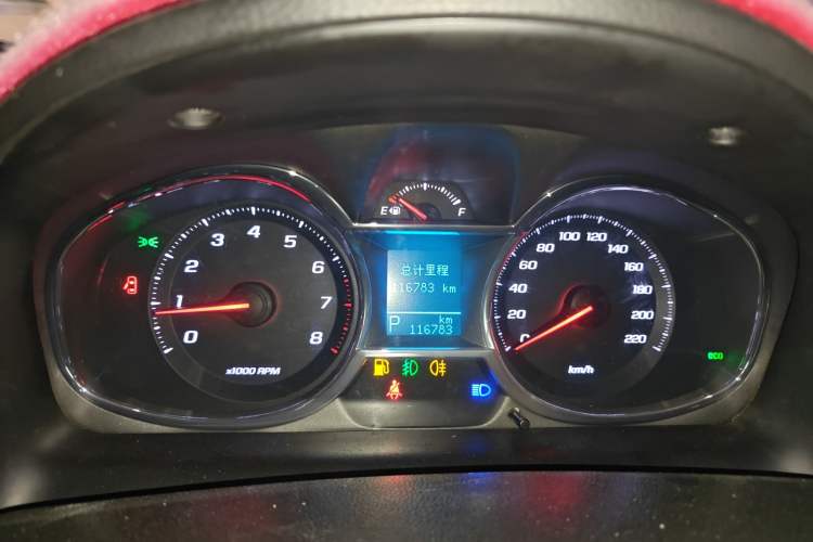 Used Chevrolet Captiva 2015 2.4L Two-Wheel Drive Urban Version 5 Seats Instrument Cluster