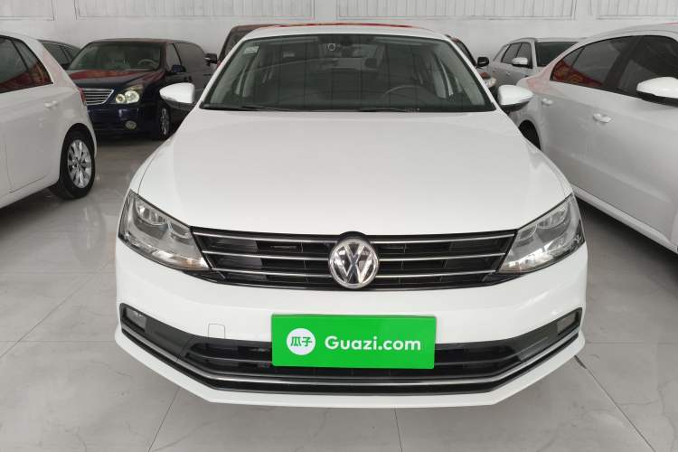 Used Volkswagen Sagitar 2018 1.6L Automatic Comfort Model Front