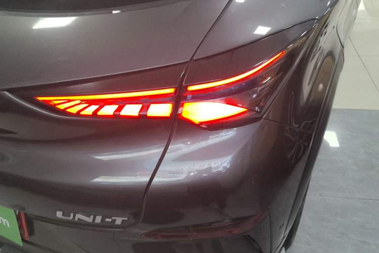 Used CHANGAN UNI-T 2020 1.5T Flagship Version Right Rear Taillight