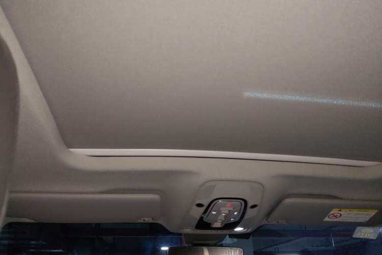 Used Audi Q5L 2022 Updated 40T Luxury Dynamic Edition Headliner