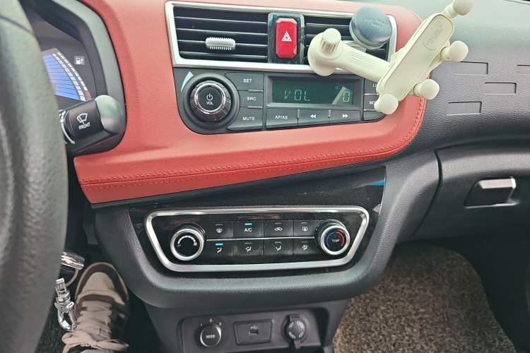 Used JAC iEV6E 2018 Upgraded iEV6E Luxury Model