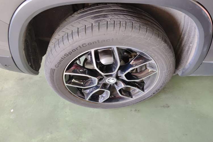 Used Skoda Kodiaq 2019 Facelifted TSI330 5-Seater Two-Wheel-Drive Luxury Enjoyment Edition China VI Standard
