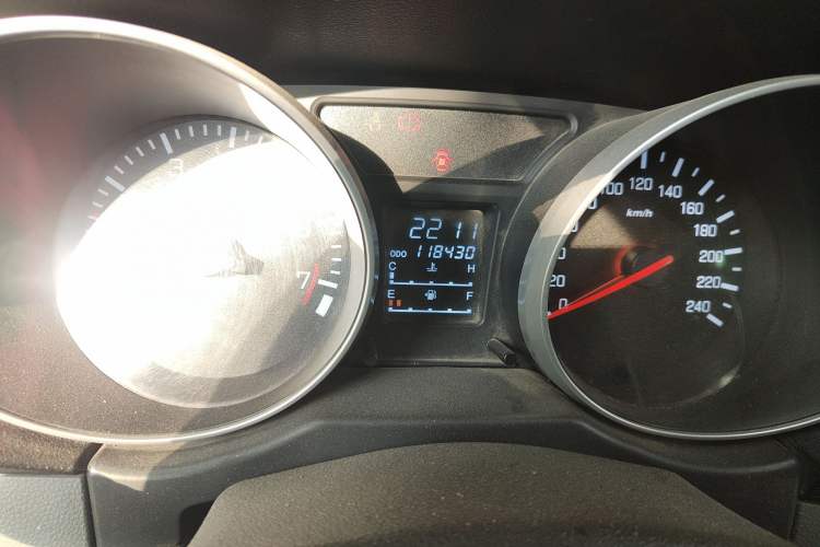 Used FAW Senya S80 2013 1.5L Manual 5-Seat Urban Fashion Edition