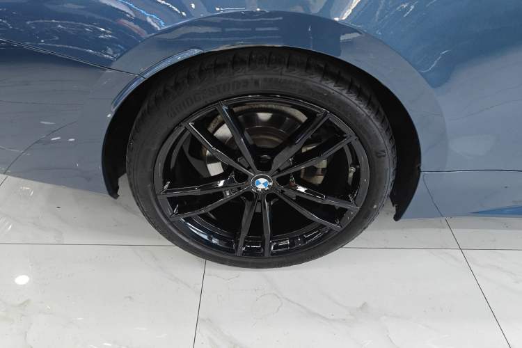 Used BMW 4 Series 2023 425i M Sport Night Edition Right Rear Wheel Hub