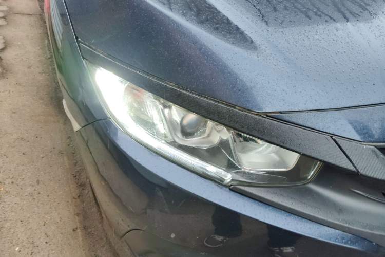 Used Honda Civic 2016 220TURBO CVT Luxury Edition
