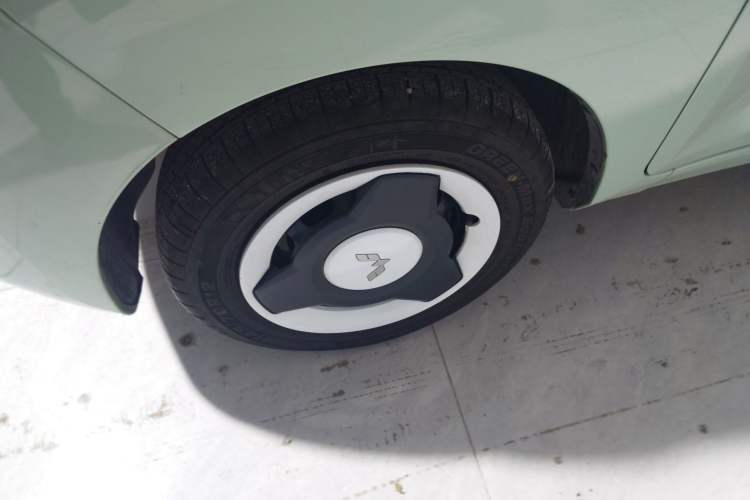 Used Wuling Hongguang MINIEV 2022 Macaron Premium Model – Lithium Iron Phosphate