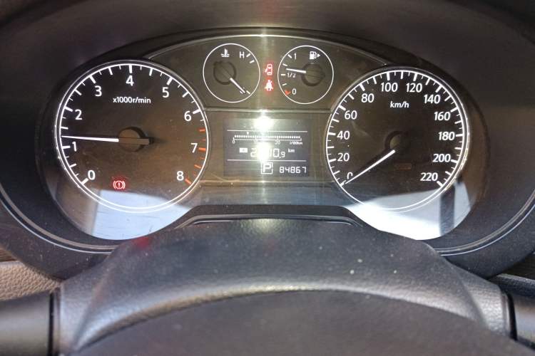 Used Nissan Tiida 2014 1.6L CVT Comfort Model
