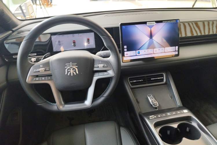 Used BYD Qin L 2025 EV 545KM Beyond Version Gear Lever