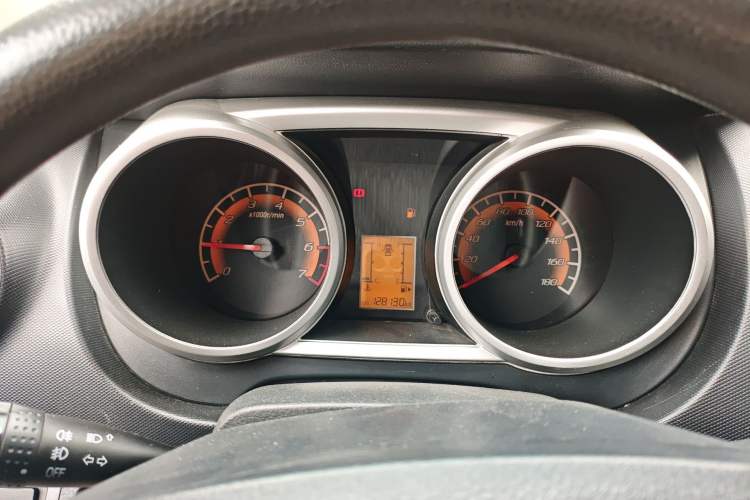 Used CHANGAN KAICHENG Ounuo S 2014 1.5L Base Version Instrument Cluster