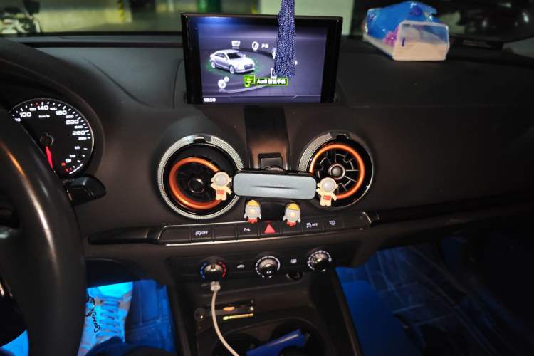 Used Audi A3 2019 Limousine 35 TFSI Fashion Edition China VI Emission Standard