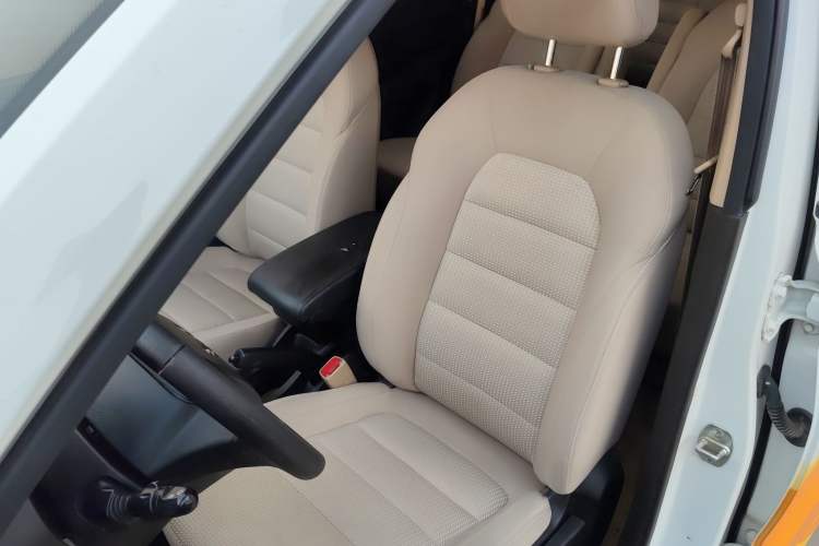 Used Wuling Hongguang 2018 1.5L S Standard Version L2B
