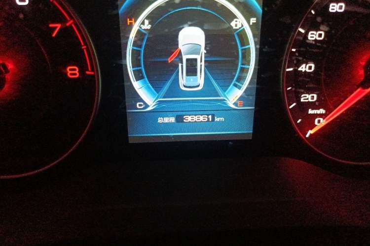 Used BYD Song 2021 Classic Edition 1.5T Automatic Elite Model Odometer Close Up