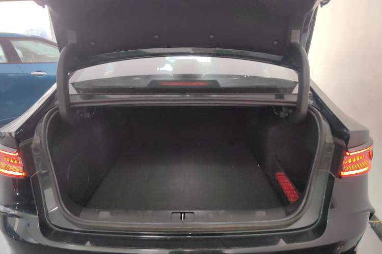 Used Chery Arrizo 8 2023 High-Energy Edition 2.0T DCT Luxury