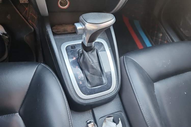 Used Bestune B30 2019 1.6L Automatic Comfort Model Gear Lever