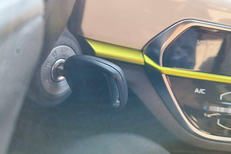 Used CHANGAN OSHAN Benni E-Star 2020 Heart Edition Lithium Iron Phosphate (31.18 kWh)
