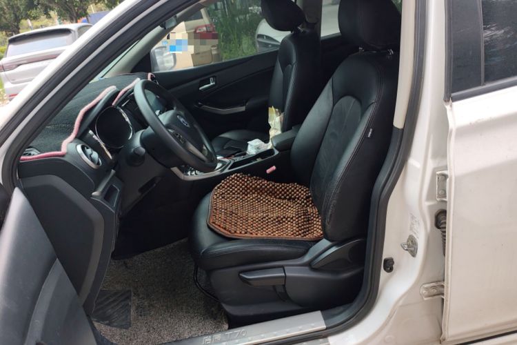 Used Venucia T70 2016 2.0L CVT Smart Choice Edition Left Front Seat