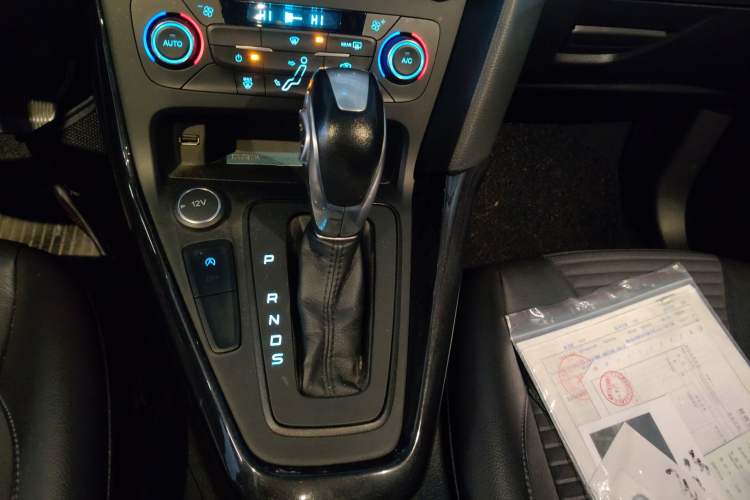 Used Ford Focus 2017 Sedan EcoBoost 125 Automatic Supreme Style SmartDrive Edition
