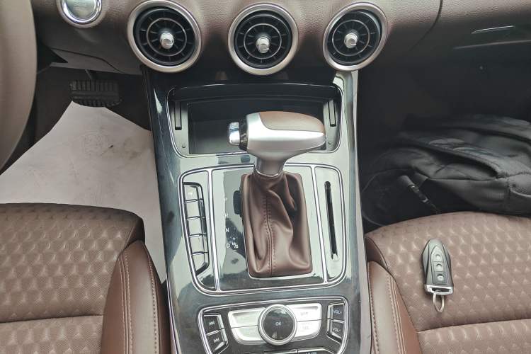 Used Leopaard Mattu 2018 1.6T GDI DCT Comfort Model
