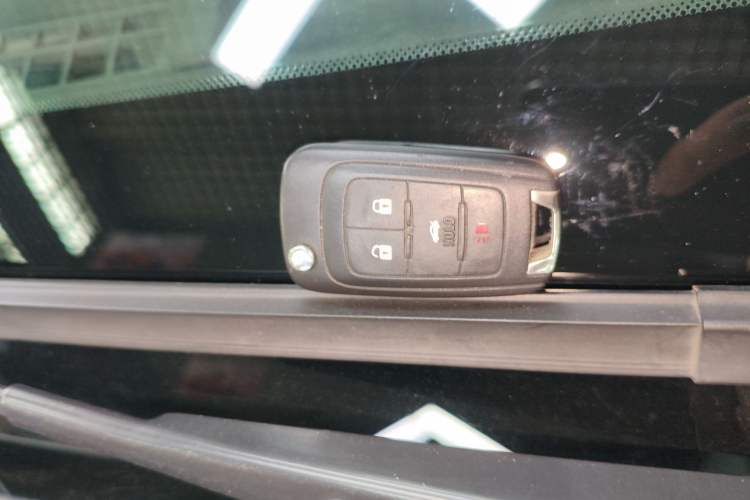 Used Chevrolet Malibu 2016 1.6T Automatic Luxury Edition Interior 1