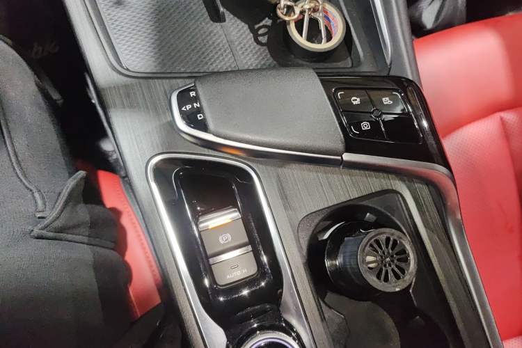 Used Changan UNI-T 2020 1.5T Prestige Version