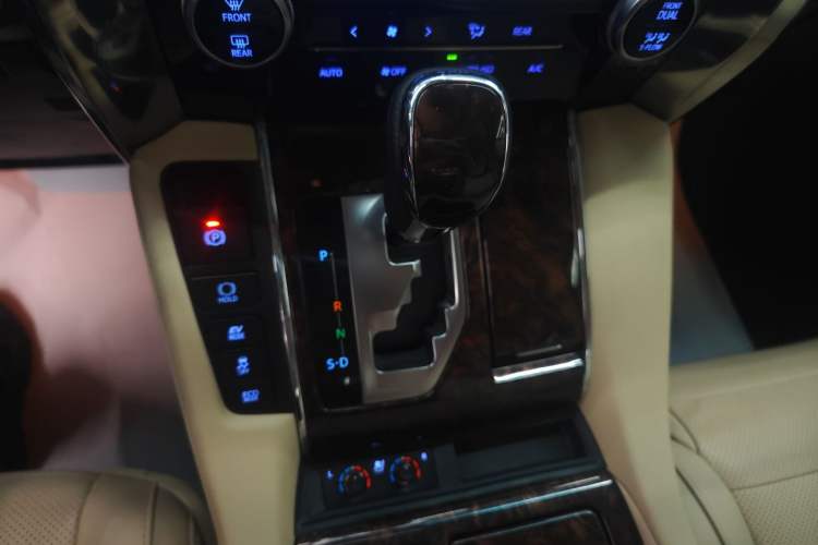 Used Toyota Alphard 2021 Dual-Engine 2.5L Luxury Edition Gear Lever