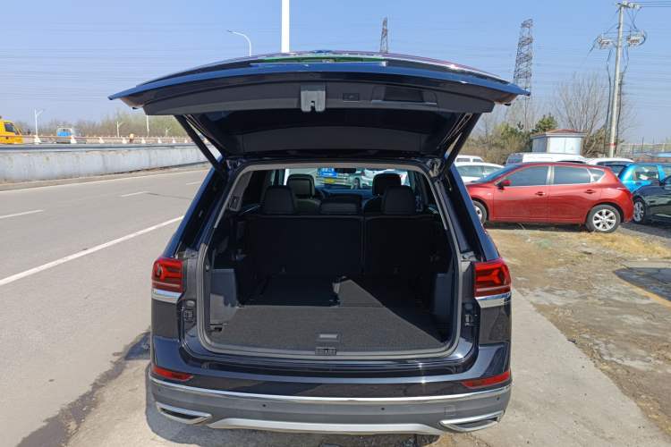 Used Volkswagen Teramont 2024 380TSI Four-Wheel Drive Prestige Luxury Edition Trunk