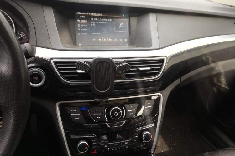 Used Geely Auto Emgrand GT 2016 1.8T Zunya Model
