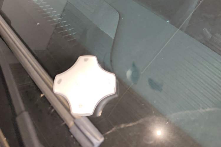 Used Dongfeng eπ eπ008 2024 210Max Range-Extended Version 6 Seats Vehicle Key