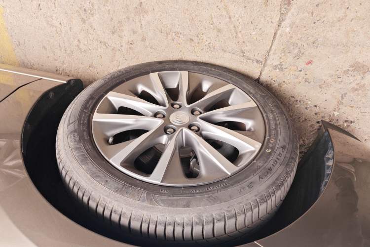 Used Buick GL6 2021 323T Mild Hybrid Connect Luxury Model Exterior 4