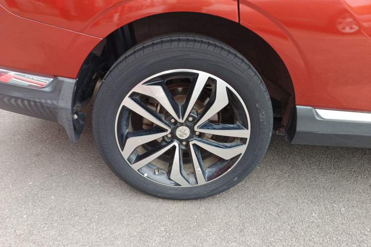 Used Venucia T90 2017 2.0L CVT Smart Edition Right Rear Wheel Hub