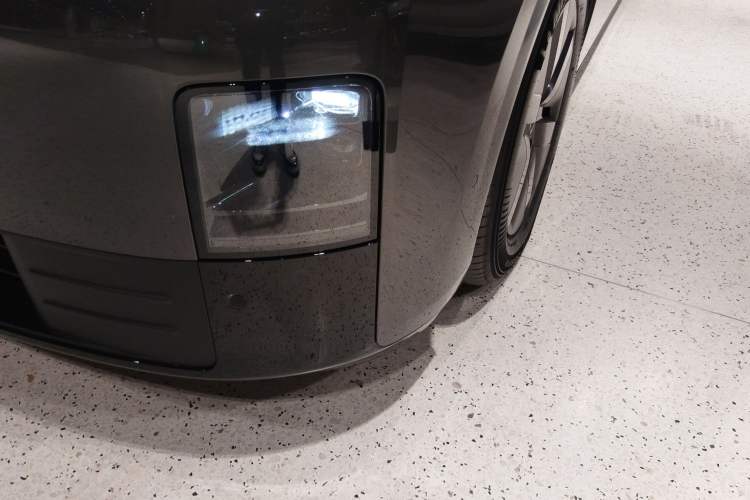 Used Li Auto MEGA 2025 Home Family Special Edition