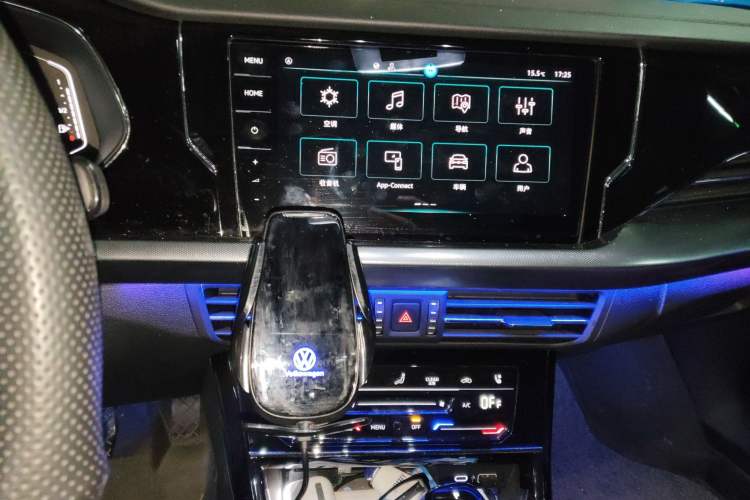 Used Volkswagen Passat 2023 Facelift 330TSI Luxury Edition
