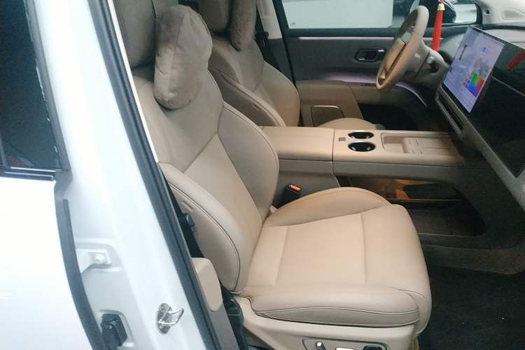 Used Li Auto i8 2025 Model Standard Version