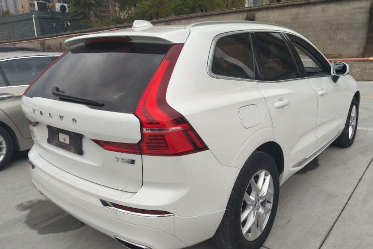 Used Volvo XC60 2020 T5 4x4 Zhiyi Luxury Edition