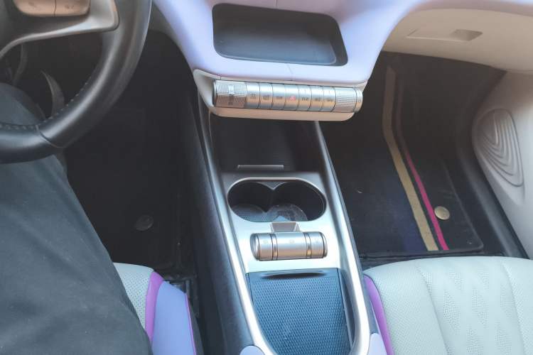 Used BYD Dolphin 2023 420 km Free Version
