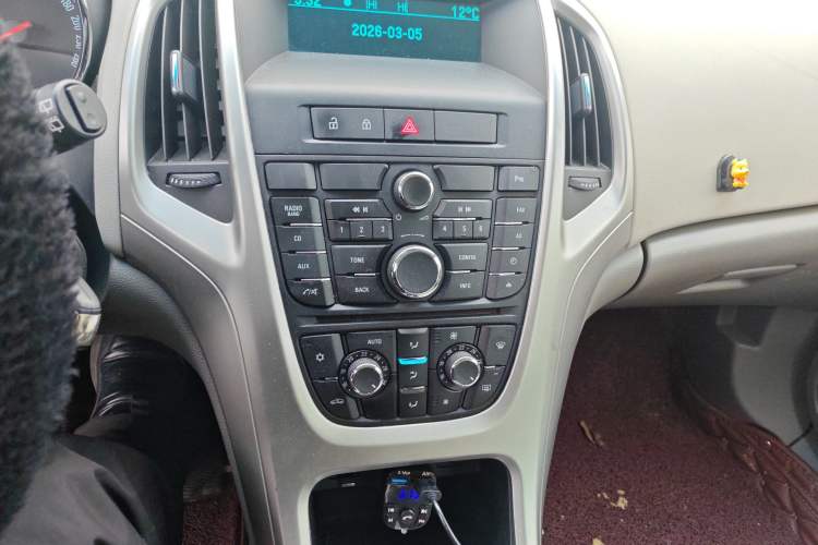 Used Buick GT 2014 XT 1.6L Manual Entry-Level Model