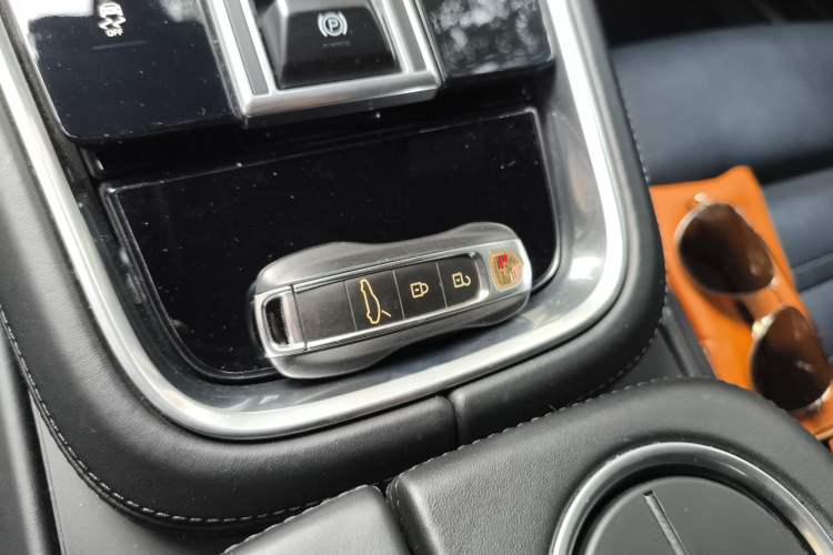 Used Porsche Panamera 2019 Panamera 2.9T Interior 1