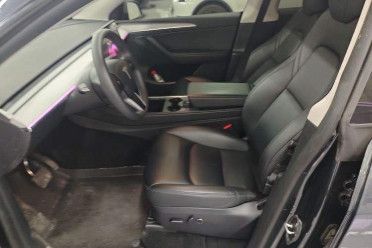 Used Tesla Model Y 2024 Rear-Wheel-Drive Version Left Front Seat