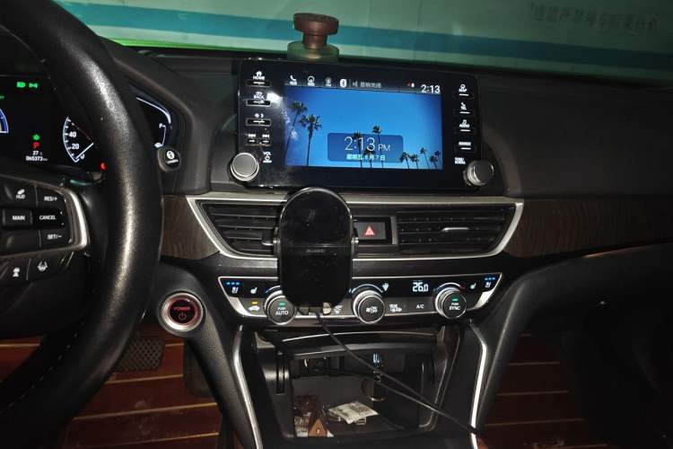 Ojetý Honda Inspire 2019 Rui·Hybrid 2.0L Jing Shang Edition China VI