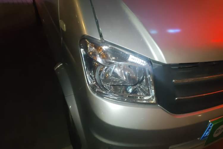 Used Dongfeng Xiaokang K05S 2022 1.3L High-Power Base Version Right Front Headlight