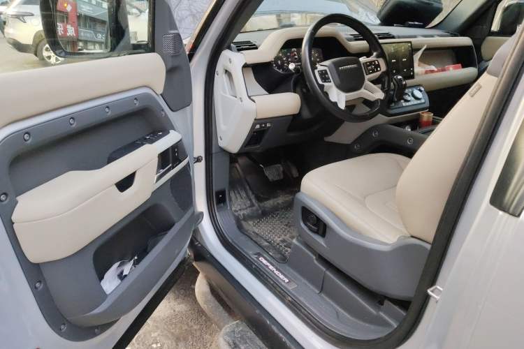 Used Land Rover Defender 2022 90 3.0T P400 XS Driver Seat